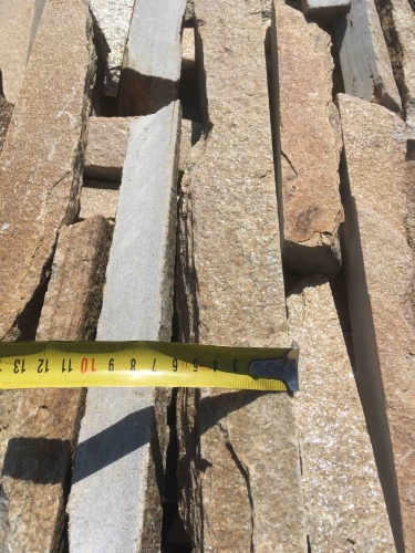 Горбушка златолит золотистый для облицовки купить в Талице