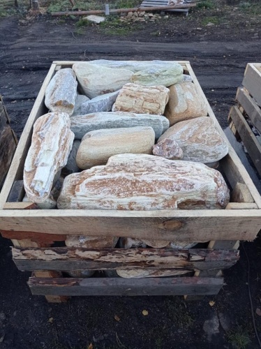 Златолит жёлтый, жёлто-зелёный глыбки и валуны для ланшафтного дизайна купить в Талице