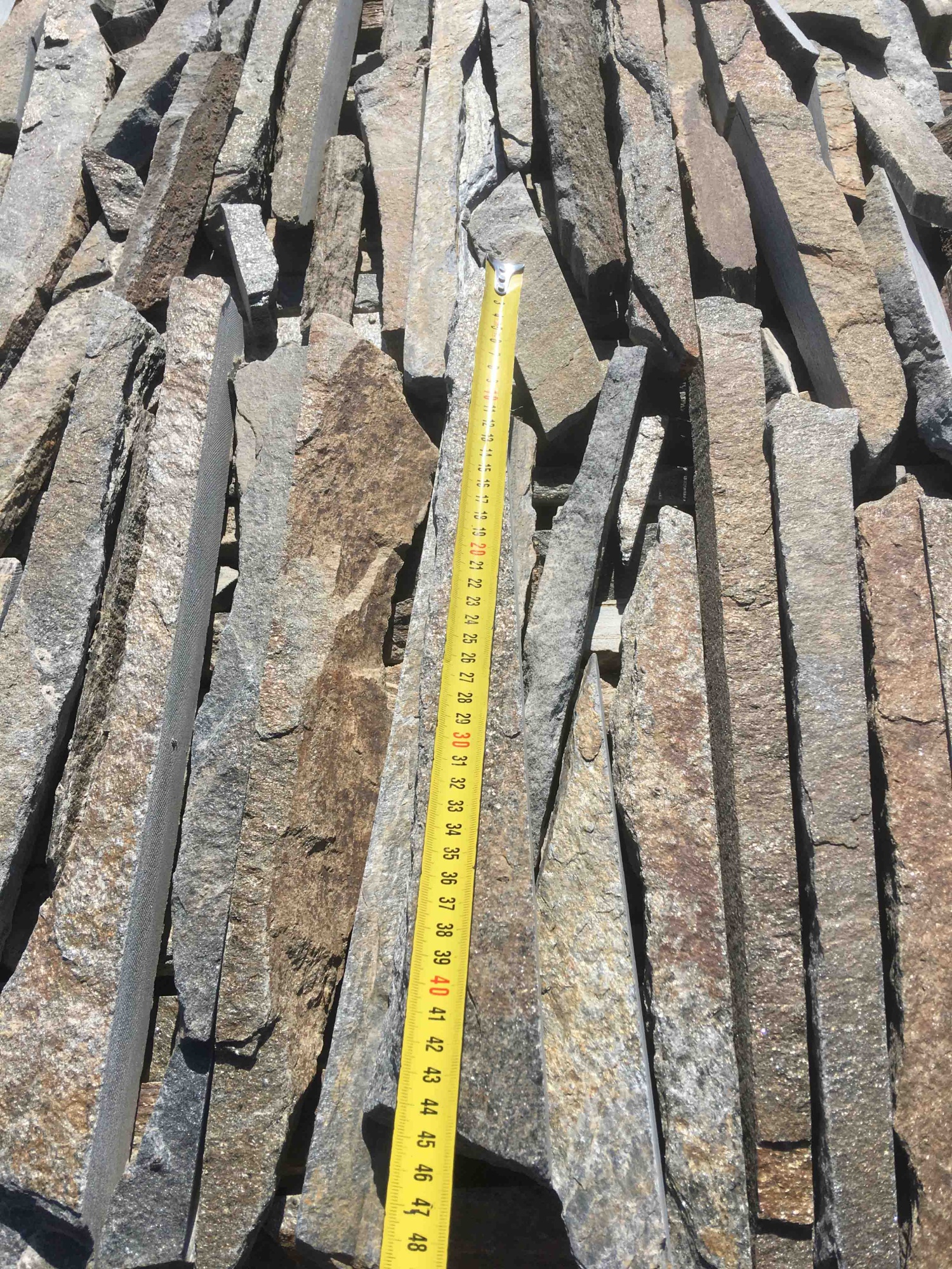 Горбушка златолит мультиколор для облицовки купить в Талице