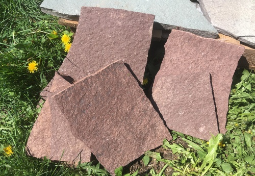 Плитняк лемезит бордовый для цоколя 1,5-2 см купить в Талице