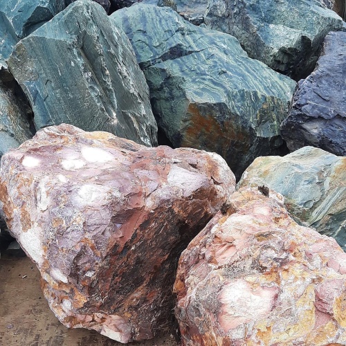 Ландшафтные глыбы красно-фиолетовые 200-1000 килограмм купить в Талице