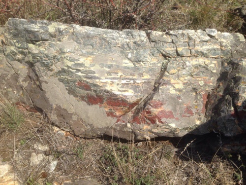 Гигантские зелёные валуны для ландшафтного дизайна весом более 5 тонн купить в Талице