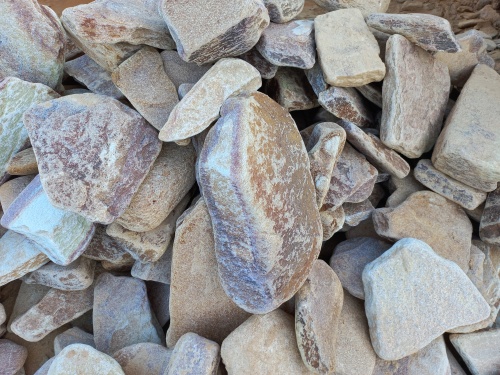 Златолит жёлтый, жёлто-зелёный глыбки и валуны для ланшафтного дизайна купить в Талице