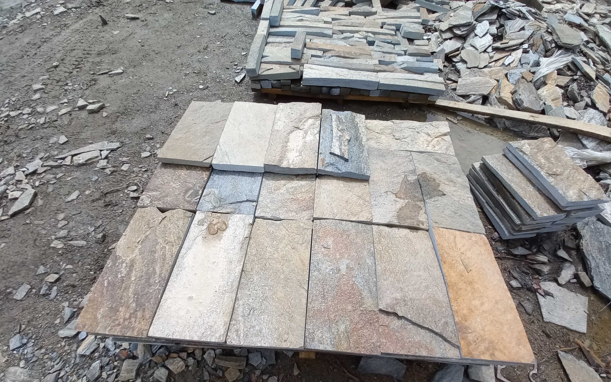 Плитка пилёная златолит Уральский для фасада купить в Талице