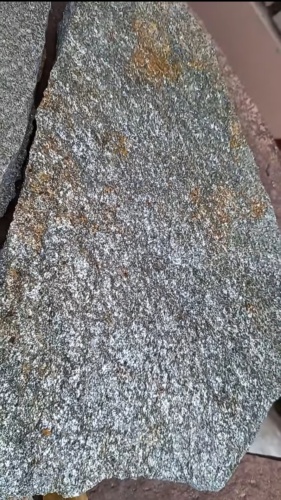 Плитняк златолит серебристый для цоколя, отмостки купить в Талице